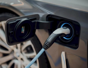 Geleceğin Enerjisi Şimdi: Elektrikli Şarj İstasyonları ile Tanışın!
